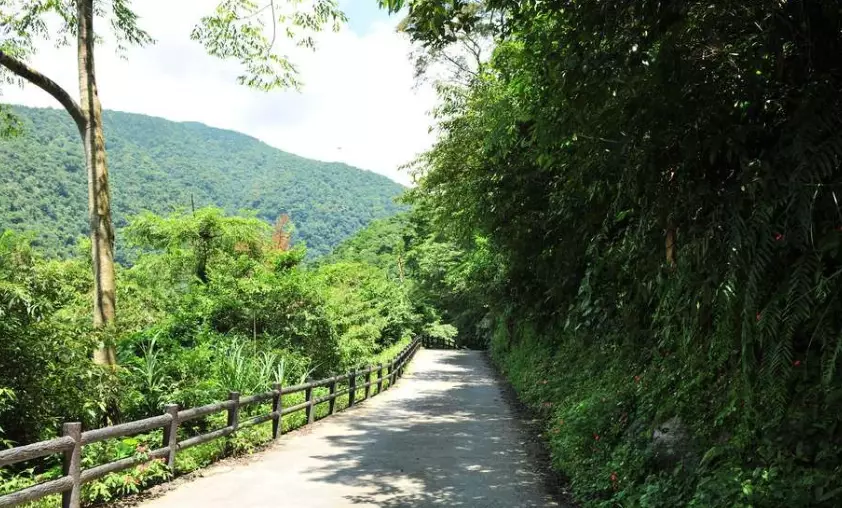 松羅步道附近景點