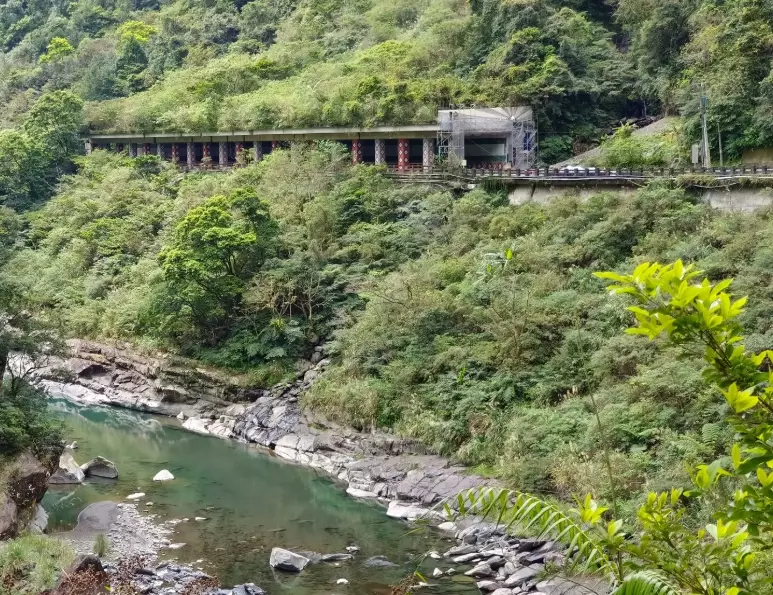 信賢步道到內洞 交通