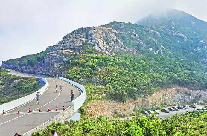 山林旅遊