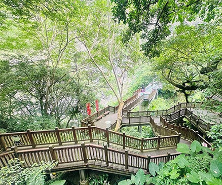 青蛙石天空步道 公車
