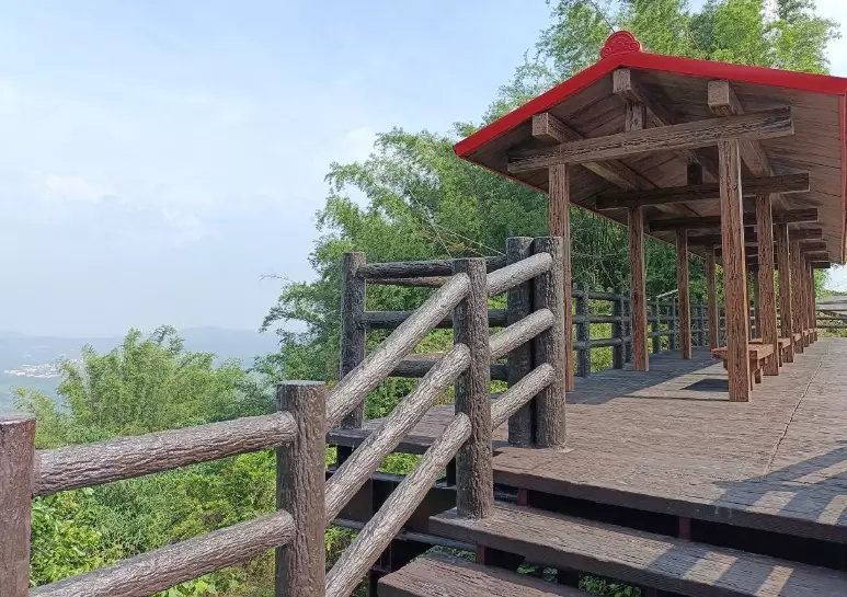 飛鳳山景點