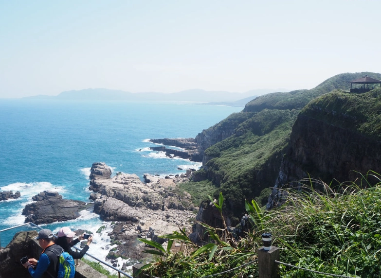 龍洞灣岬步道行程