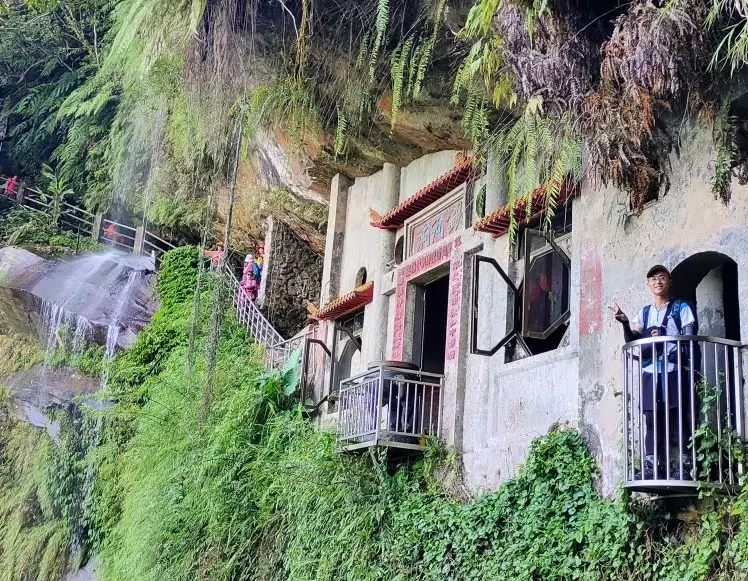銀河洞登山攻略