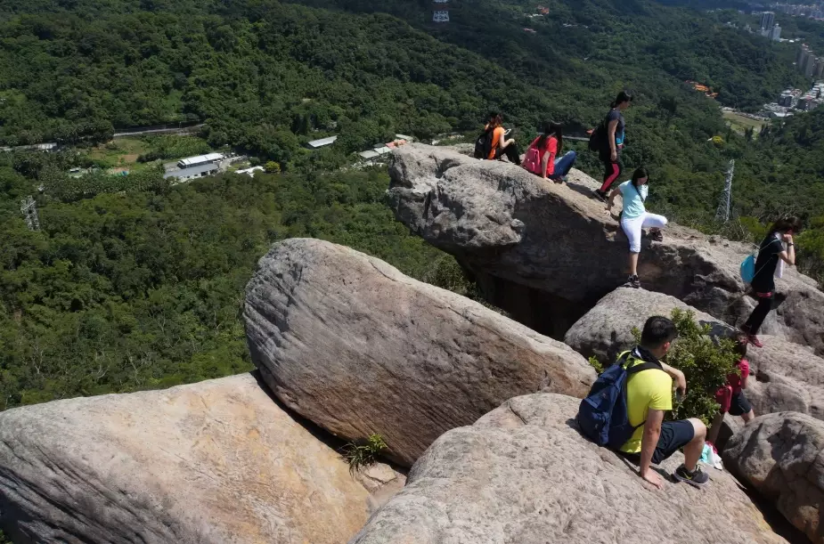 孝子山登山