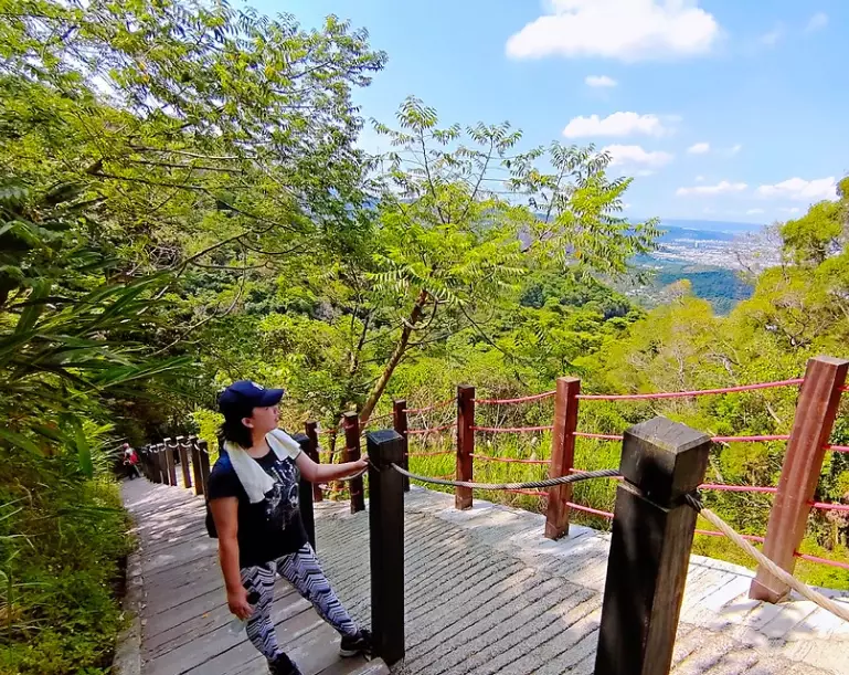 三汀山