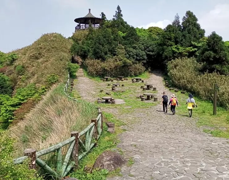 七星山登山步道