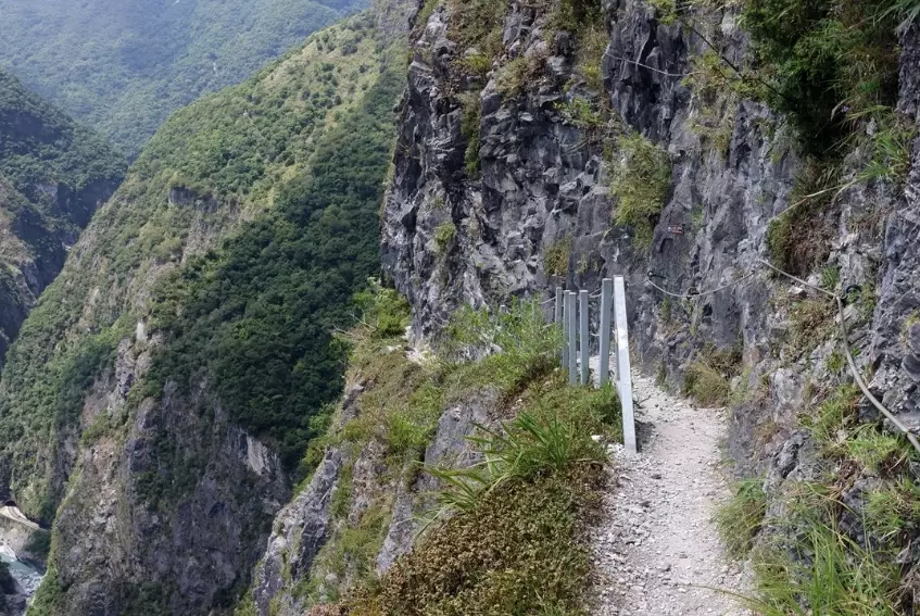 台灣古道健行