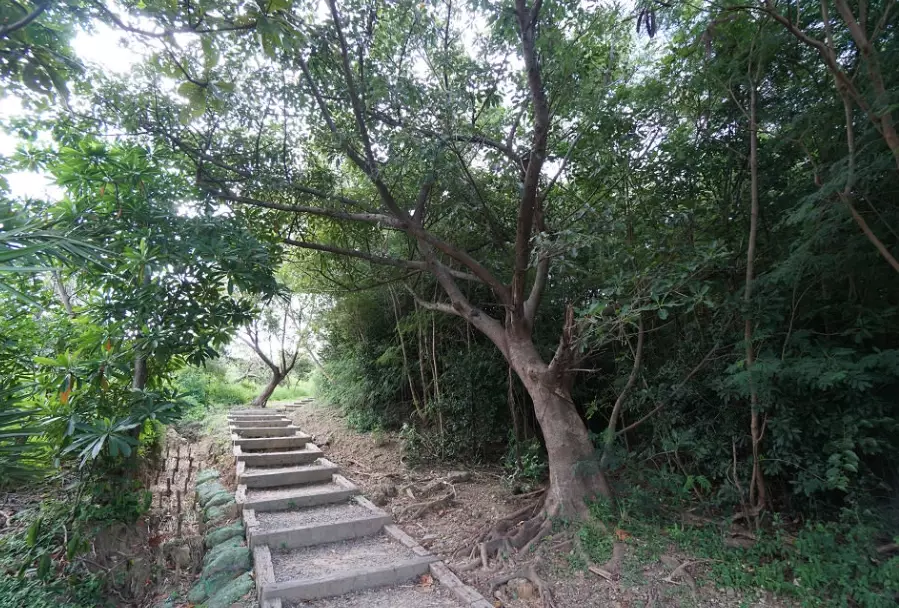 墾丁人少步道