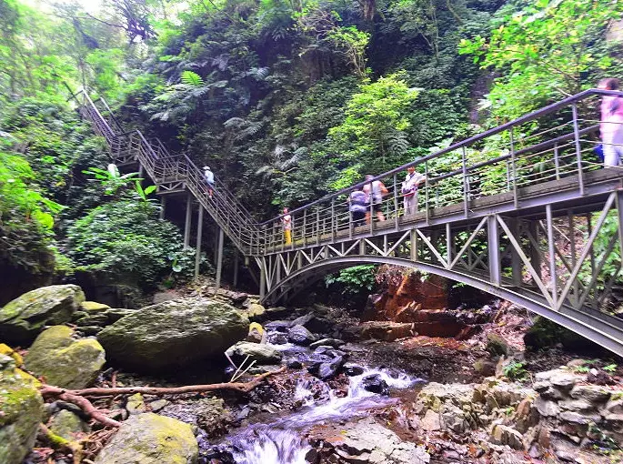 林美石磐步道