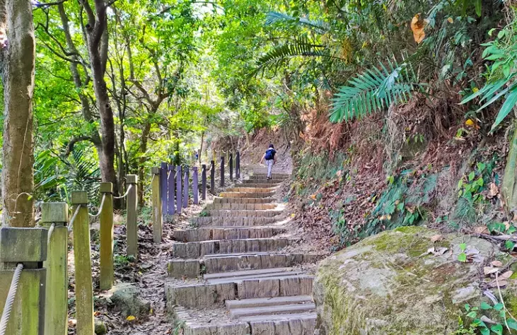 三汀山交通