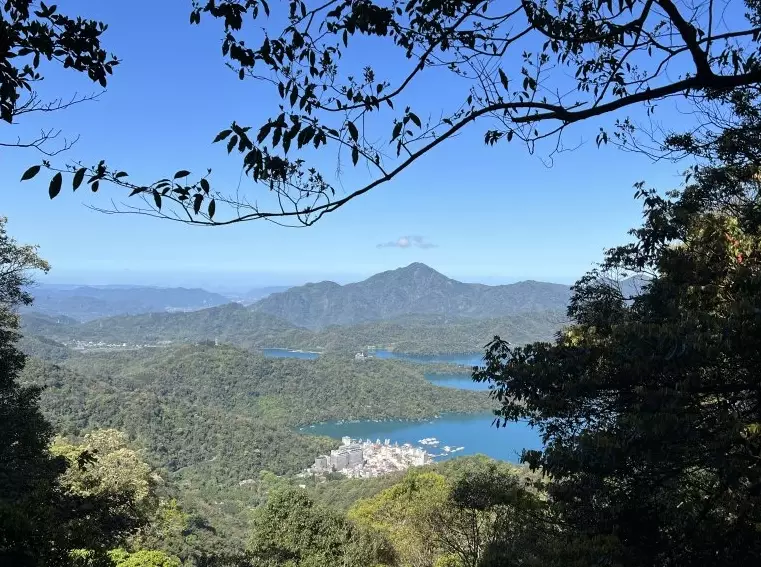 輝哥登山向导