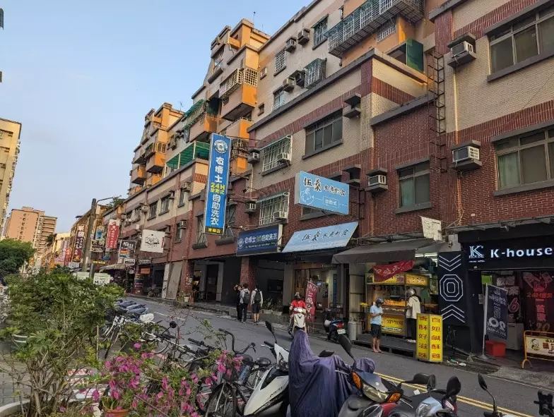 台南育樂街美食