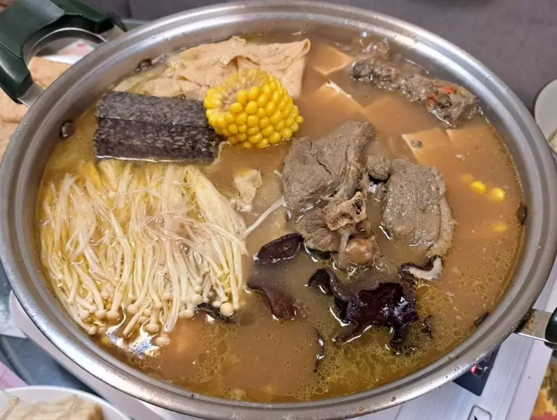 薑母鴨加什麼好吃