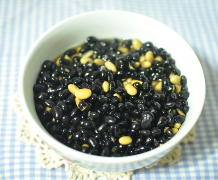 炒黑豆茶