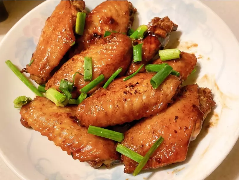 滷雞翅蛋白質