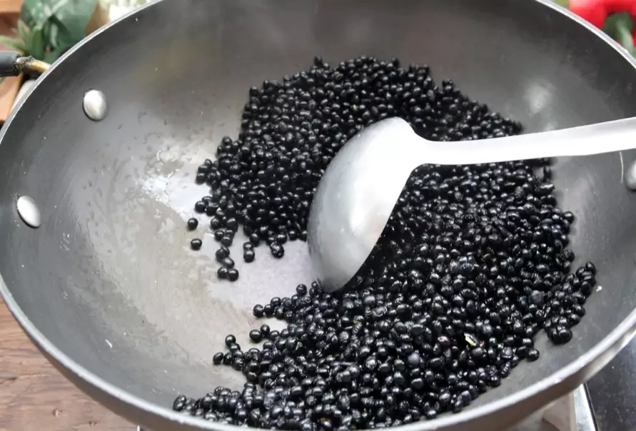 黑豆茶 黑豆茶