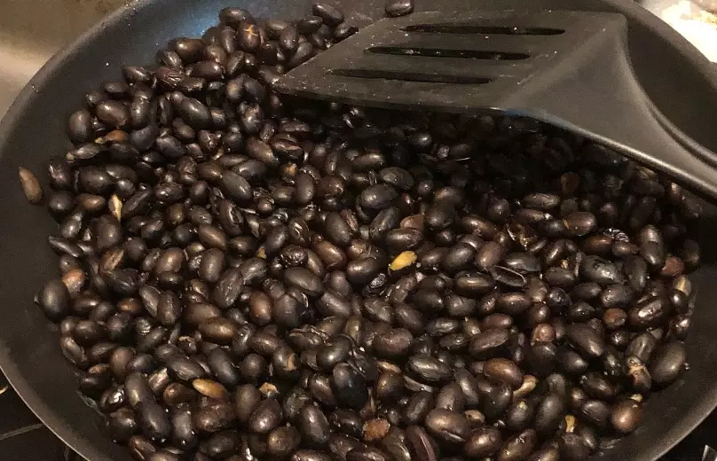 黑豆茶 黑豆茶