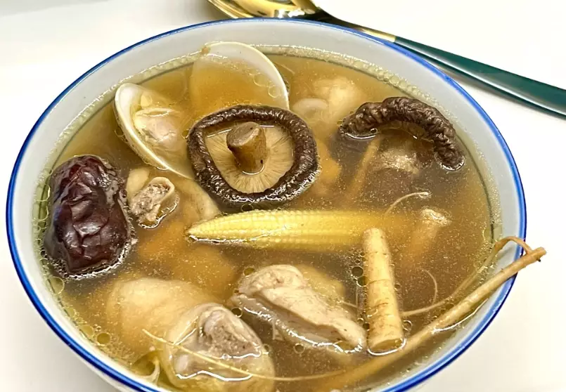 九尾草雞湯 九尾草雞湯