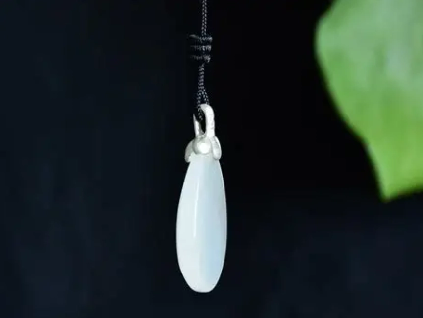 白玉髓功效 白玉髓功效