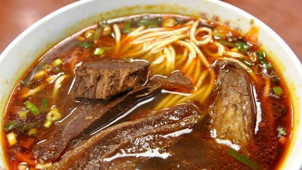 竹林路美食：十大人氣小吃與私心排行TOP 5精選