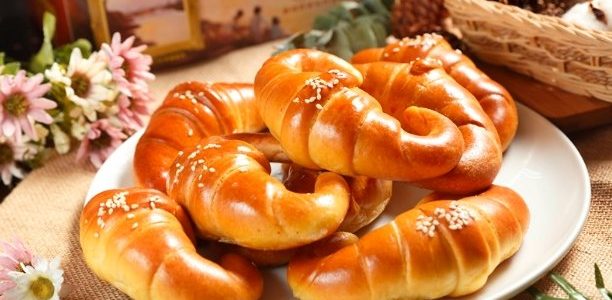 三峽老街美食：十大必吃小吃排行榜與在地老饕評比懶人包