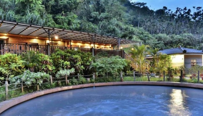 中崙澐水溪溫泉：遺世獨立野湯秘境之旅，挑戰越野魂、精省兩天一夜體驗