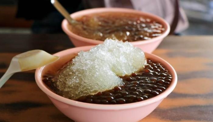 長榮路美食：10大必吃經典店家，從老靈魂粉圓冰到深夜關東煮全收錄