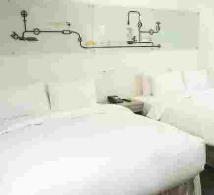 台中汽車旅館推薦情侶：TOP 10情侶專屬評比、奢華主題設計CP值實住分析與訂房秘訣