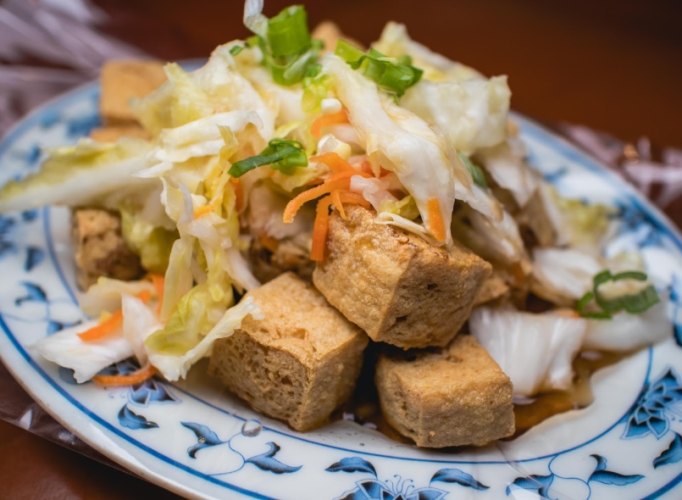 苗栗市英才觀光夜市：在地人推薦美食TOP 5、交通攻略與住宿實評