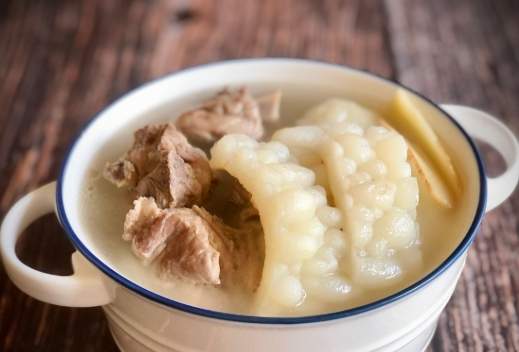 苦瓜排骨湯：阿慶師家常版食譜全指南，苦瓜品種與排骨選擇秘訣