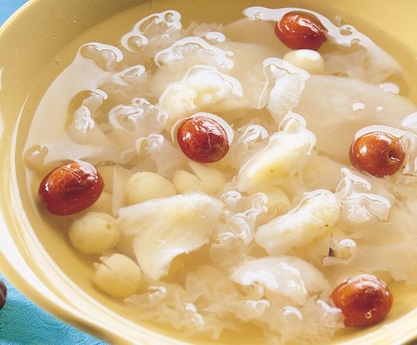 蓮子湯：養生甜湯首選！選材秘訣X三道經典食譜解析