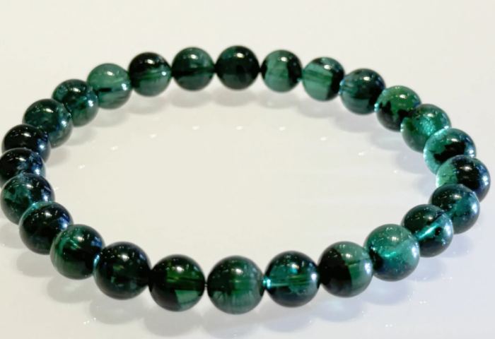 綠碧璽功效：真實體驗與禁忌全指引