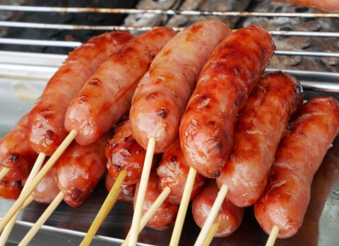 忠孝路夜市：臺中隱藏版小吃、必吃美食與住宿全攻略