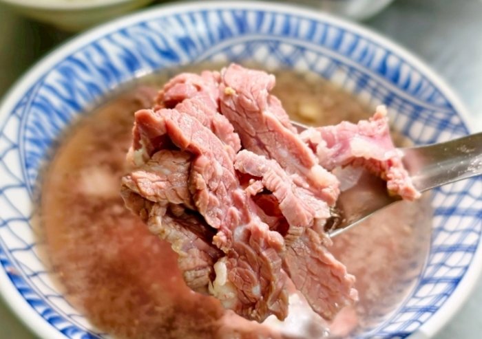 正義市場：在地美食推薦、交通停車攻略與營業時間全解析！