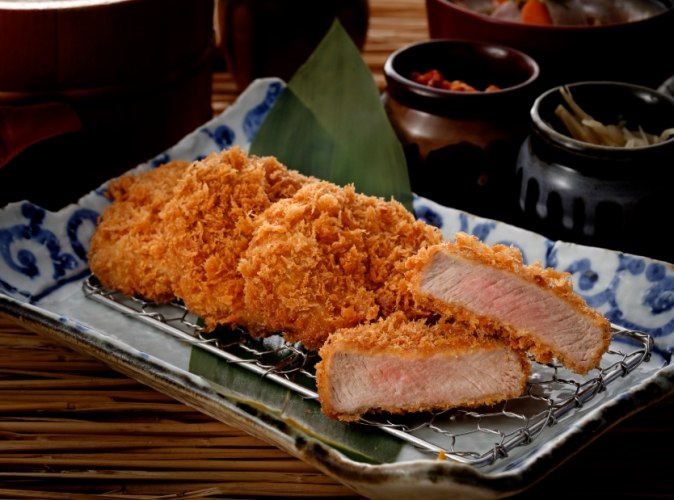 大江購物中心美食街：感官盛宴首選！交通便利，老饕嚴選10大必吃美食