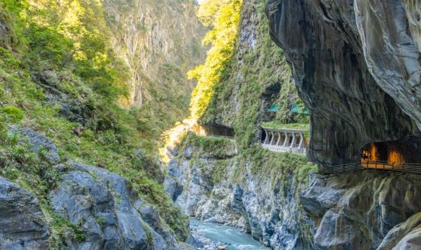 花蓮三天兩夜：私藏景點、順暢行程、精選住宿全攻略