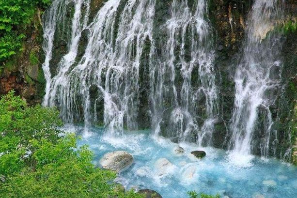 白鬚瀑布：廬山溫泉區旅遊全攻略－交通、景點、行程、住宿懶人包