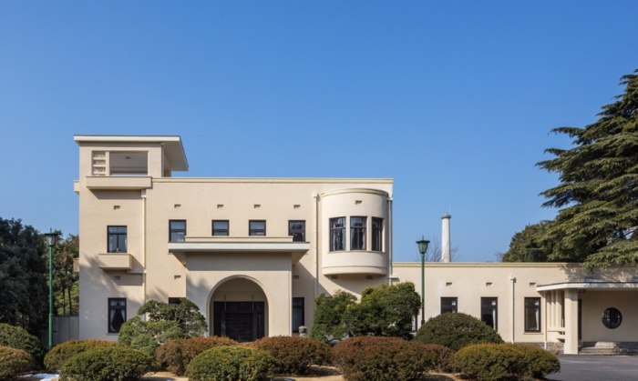 東京都庭園美術館：穿越時空的藝術綠洲，交通攻略與目黑散策指南