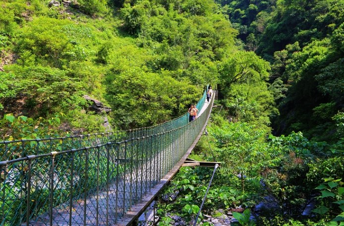 羅慕斯步道：交通停車、步道資訊、裝備清單與景點指南