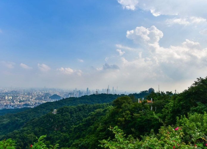 白雲山：登山交通指南、經典景點路線、美食住宿全攻略