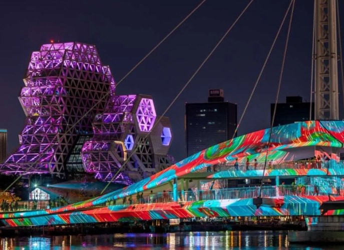 高雄一日遊開車：十大景點、順路行程與住宿推薦全攻略