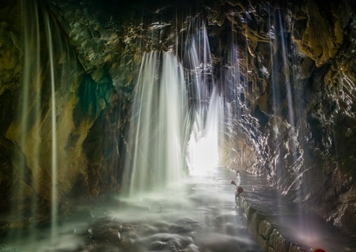 白楊步道：峽谷隧道吊橋水簾洞探險攻略與周邊順遊景點懶人包
