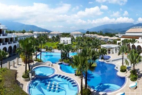 本家長壽村：沉浸式慢活秘境體驗與在地美食探索