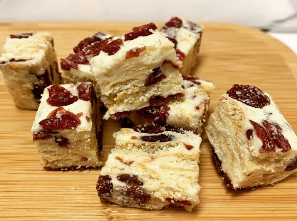 嘉義伴手禮：福義軒手工蛋捲、聖保羅烘焙、老楊方塊酥等十大經典品牌精選指南