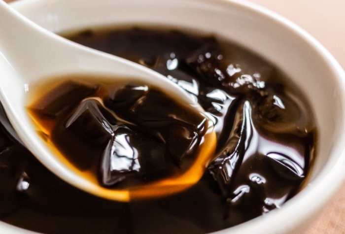 仙草茶功效：不只退火，好處驚人豐富！