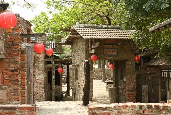 老塘湖藝術村：鹽分地帶藝術夢境與週邊景點美食導覽