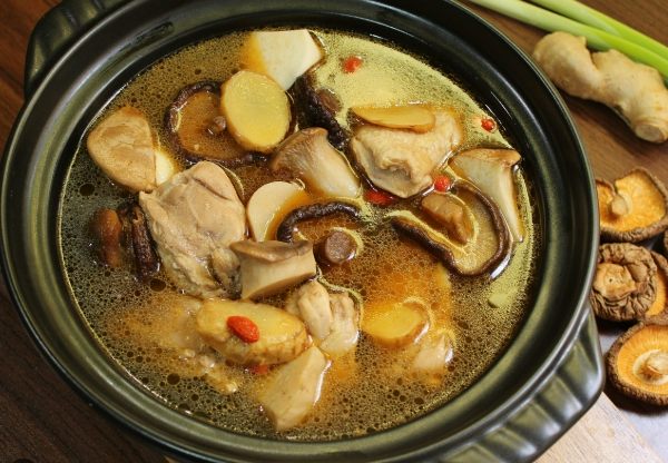 家常湯：四季食譜與零失敗暖心湯品全攻略