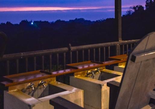 貓頭鷹廣場：停車指南、美食天堂、伴手禮挖寶與順遊景點全攻略