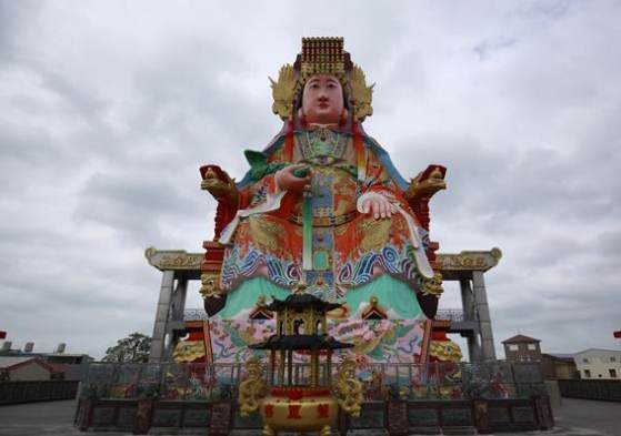 竹南龍鳳宮：歷史魅力、開放時間、交通與周邊景點全攻略