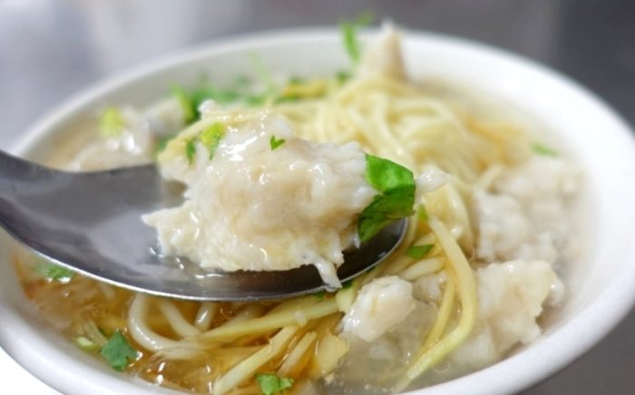 魚羹麵：從根基魚漿、湯頭熬製到經典配料與台灣風味推薦